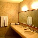 Balboa Club Hotel