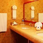 Balboa Club Hotel